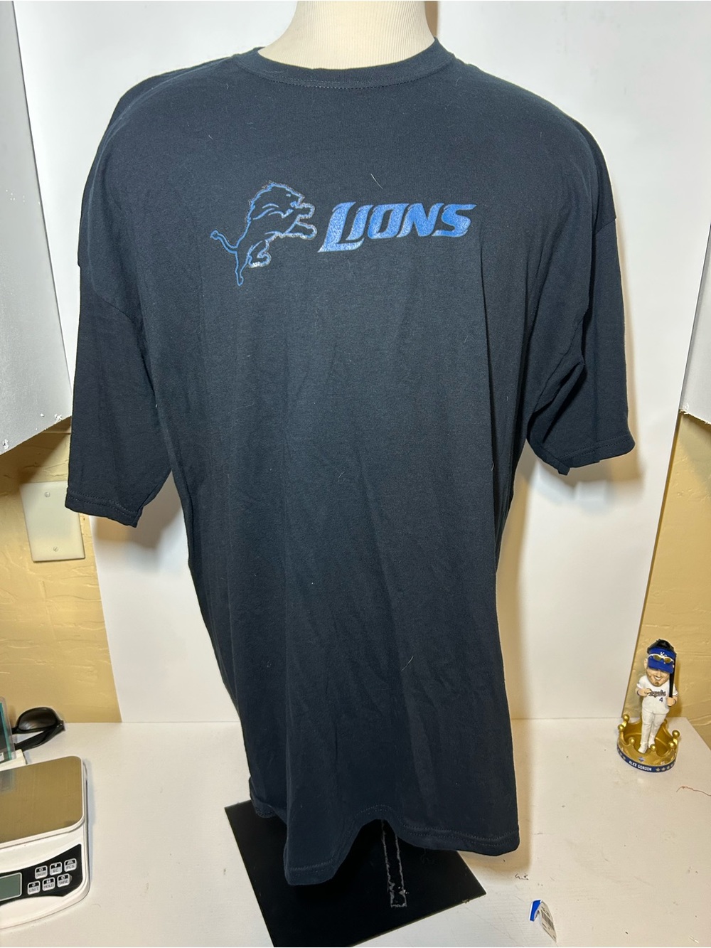 Lions Men's Black Graphic Tee vintage Reebok